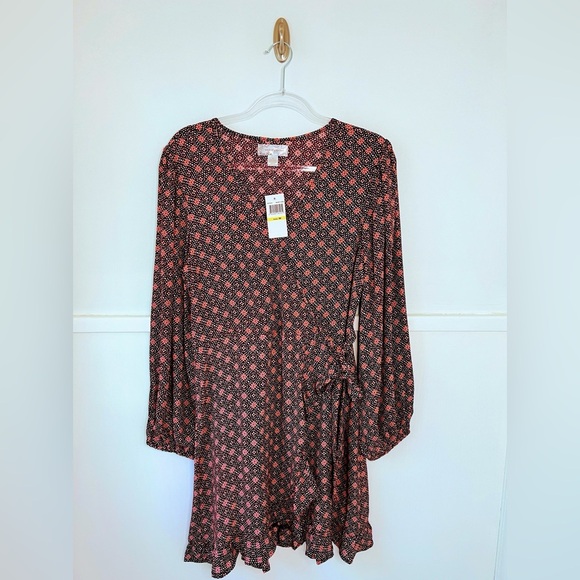 Band of Gypsies Crinkle Gauze Faux Wrap Dress NWT - Picture 10 of 14